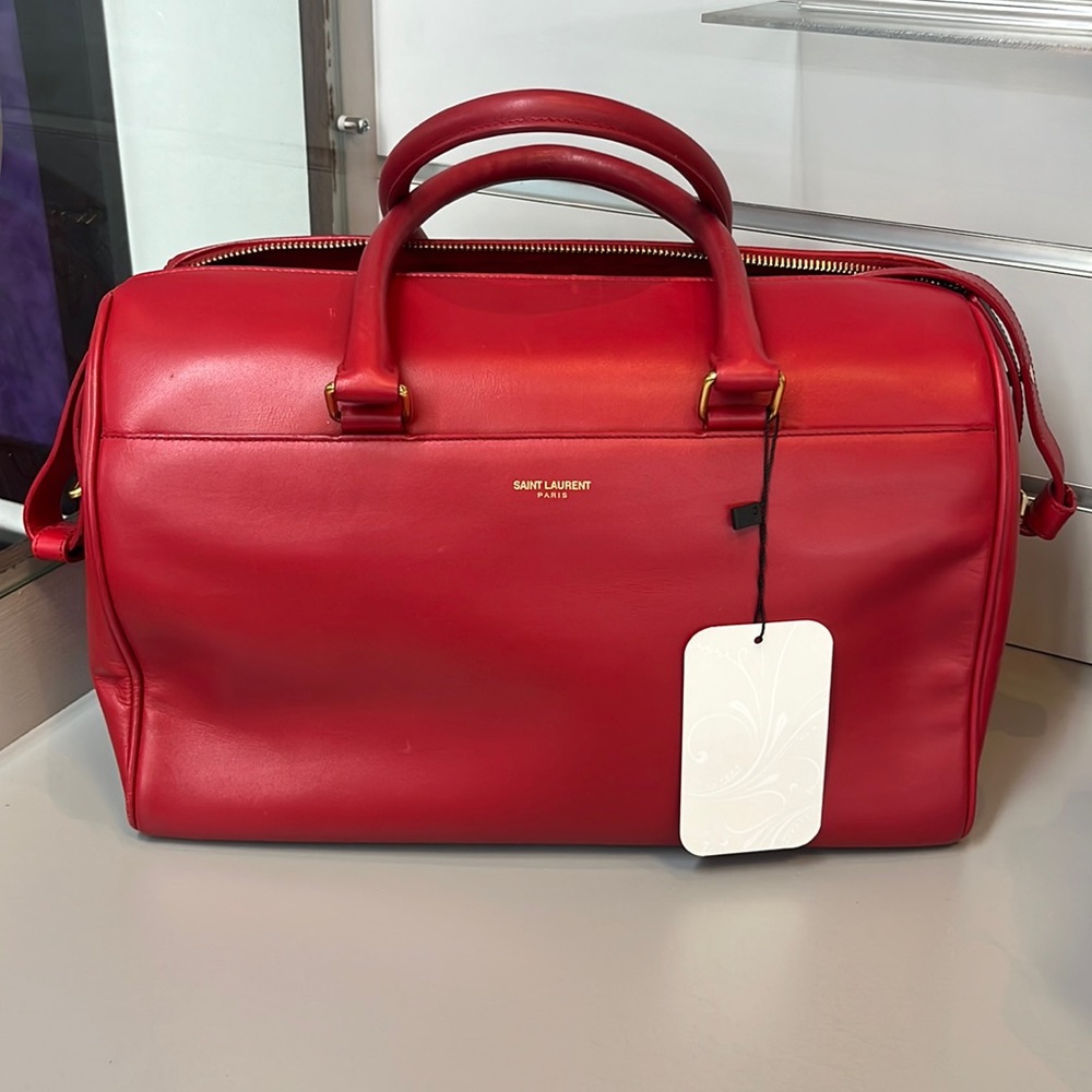 Saint Laurent red duffle 6 in smooth leather